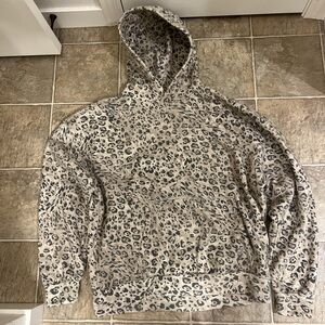 Hollister Beige Leopard-Print Pullover Hoodie